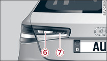 Farolins traseiros com sistema xénon/LED: lâmpadas de incandescência no painel lateral e na porta da bagageira