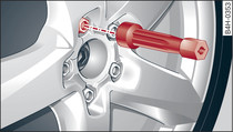 Wheel: Hexagonal socket for turning wheel bolts