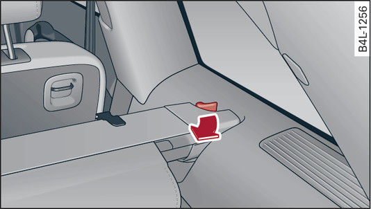 Fig. 73 Luggage compartment: Removing/installing luggage compartment cover