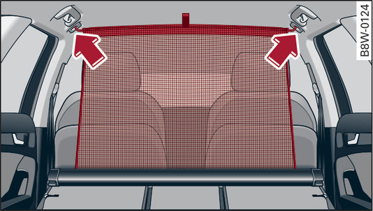 Fig. 82Respaldo abatido: Enganchar la red de separación