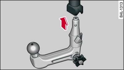 Removable towing bracket: Inserting the ball joint