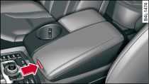 Armrest (comfort version) between driver's seat and front passenger's seat